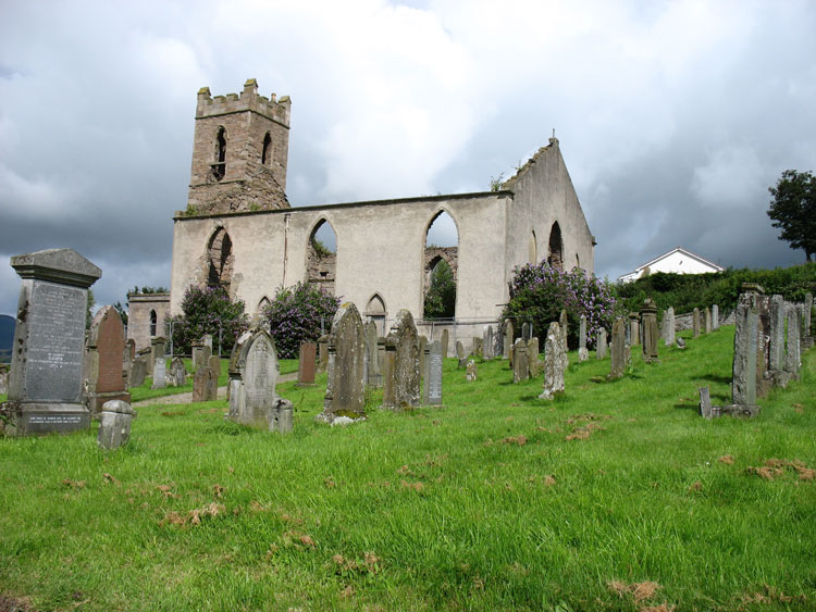 The remains of the Parish Church of Bankfoot, to the North of the War Memorial