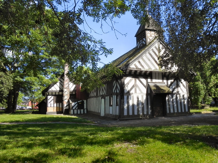 The Church of St. Lawrence, Denton (Lancashire)