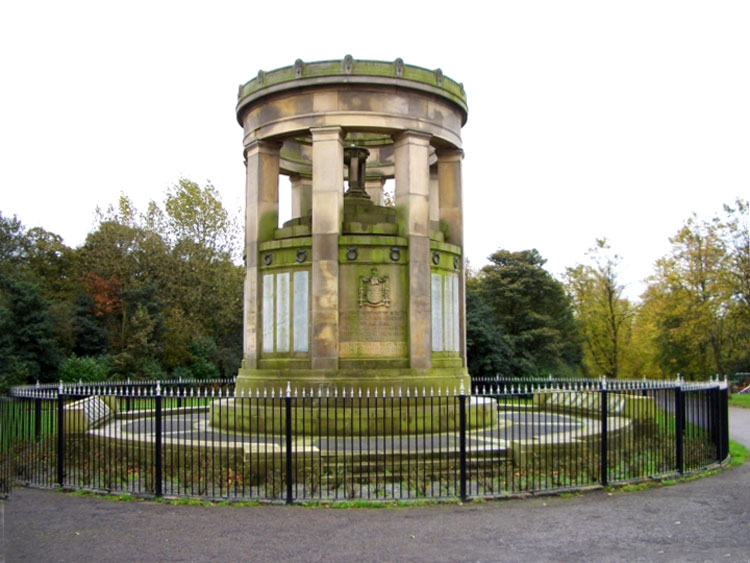 The (Old) Dewsbury War Memorial in Crow Nest Park