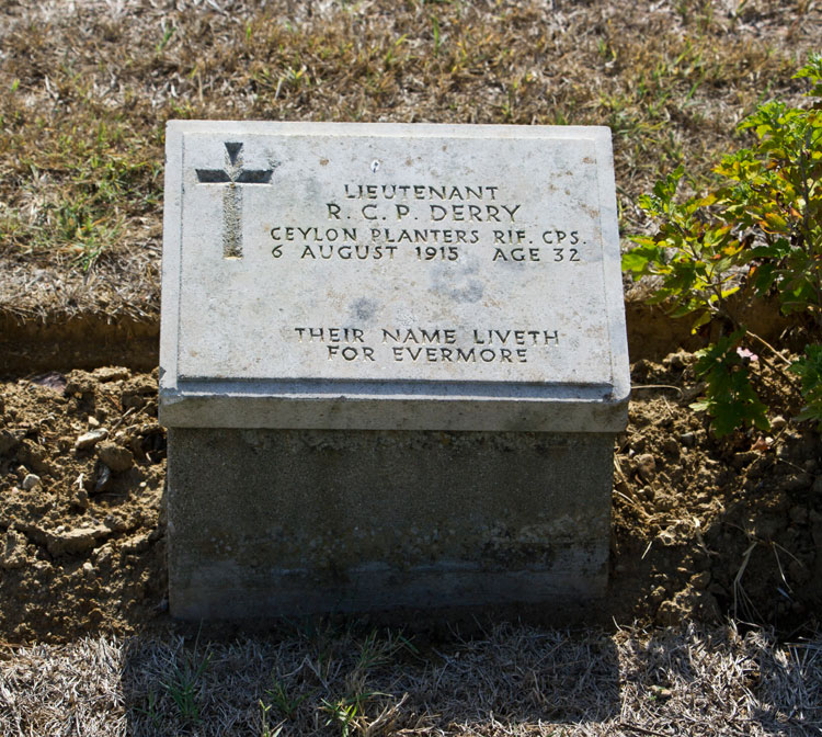 The headstone for Lieutenant Derry in Twelve Tree Copse Cemetery