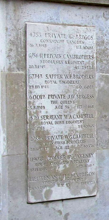 The Screen Wall in HIghgate Cemetery (West) on which LIeutenant Harrisonj is Commemorated