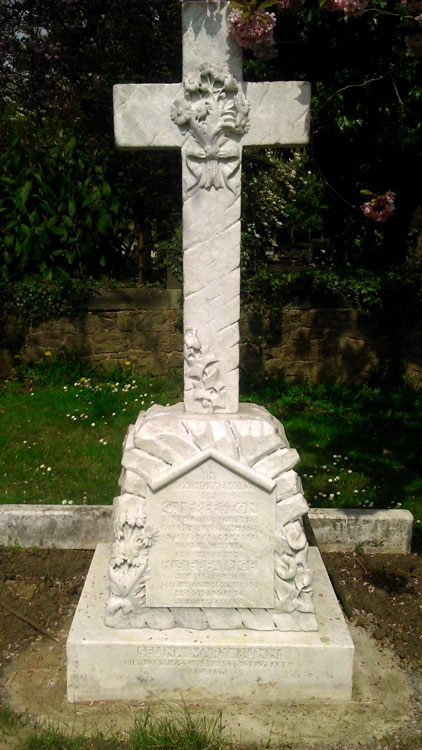 The Family Grave on which Lieutenant Cecil James Freeston is commemorated.