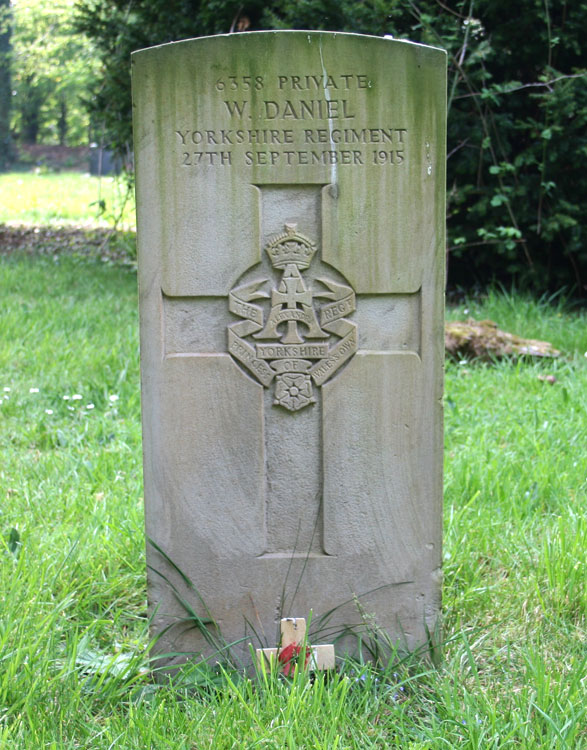 The grave of Private William Daniel in Yarm Cemetery.