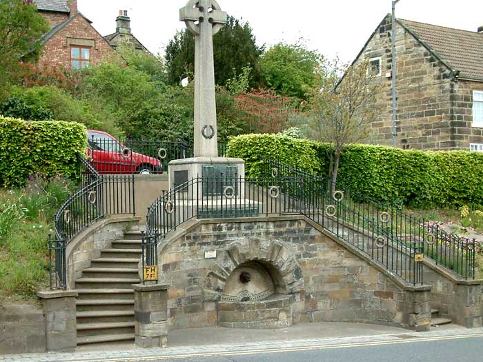 The War Memorial, Loftus