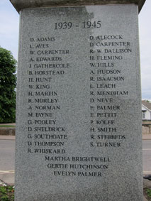 he War Memorial, Mildenhall (Suffolk)