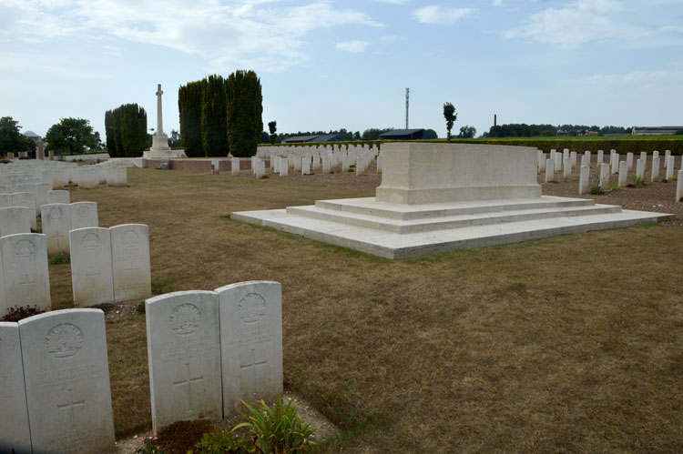 Abbeville Communal Cemetery Extension - 3