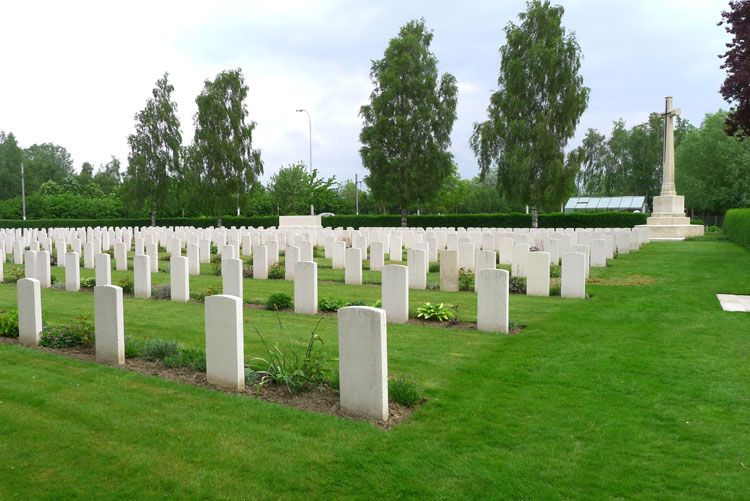 Brandhoek Military Cemetery (1)