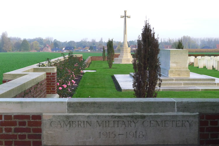 Cambrin Military Cemetery (3)