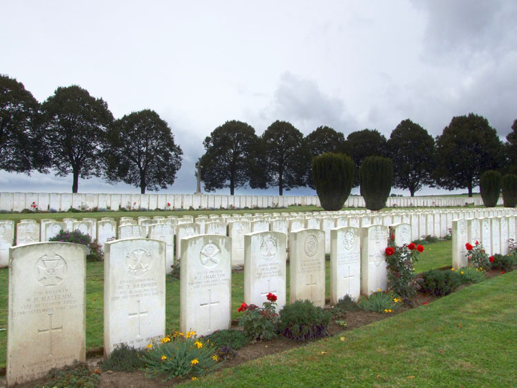 Dernacourt Communal Cemetery Extension - 1