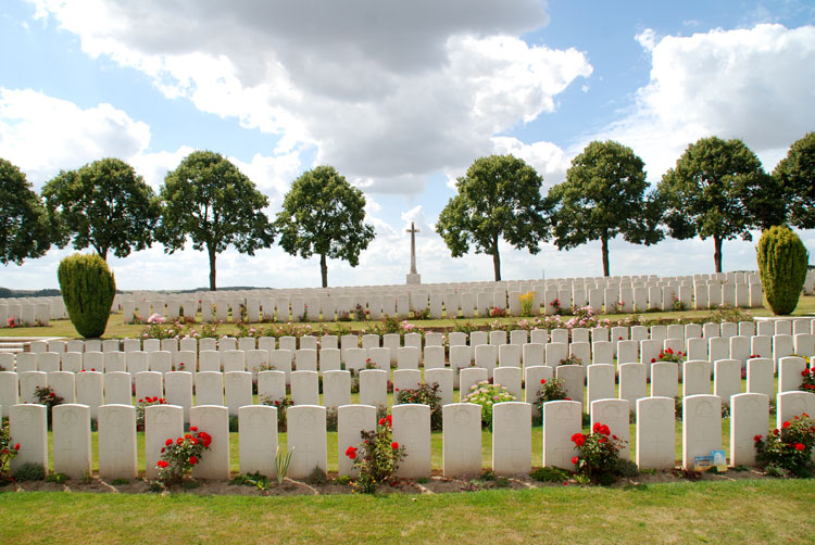 Dernacourt Communal Cemetery Extension - 3