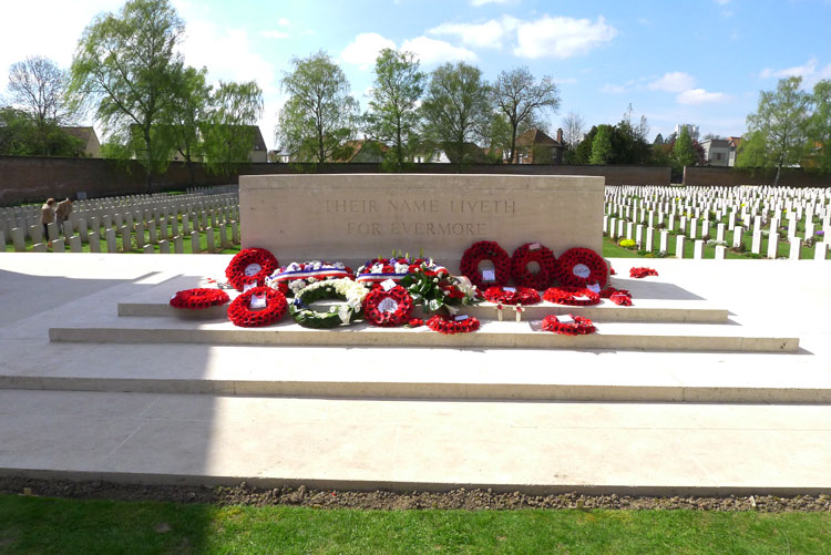 Faubourg d'Amiens Cemetery, Arras (2)