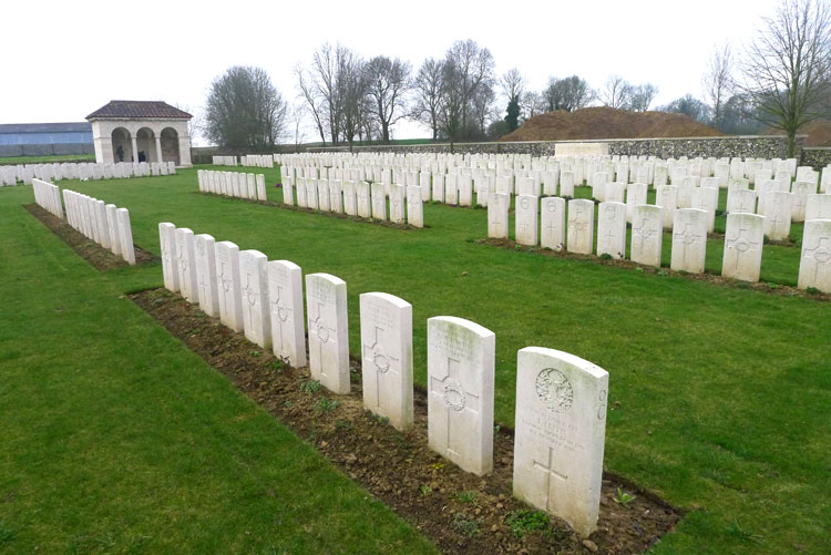 Flesquieres Hill British Cemetery (2) 