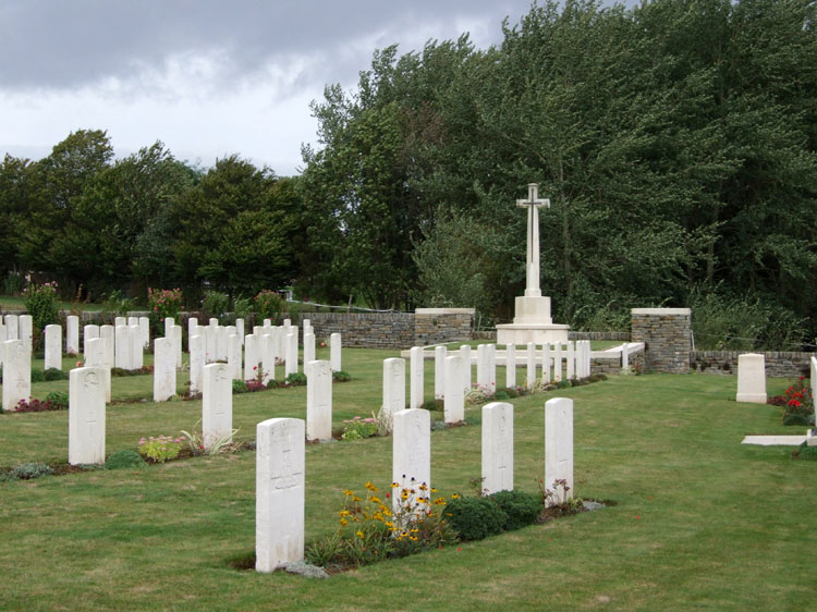 Guards' Cemetery, Combles - 1