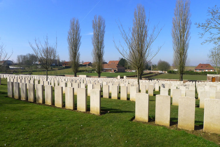 Hermies Hill British Cemetery (1)