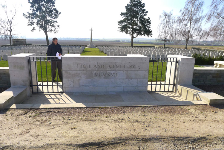 Highland Cemetery, Le Cateau (2)