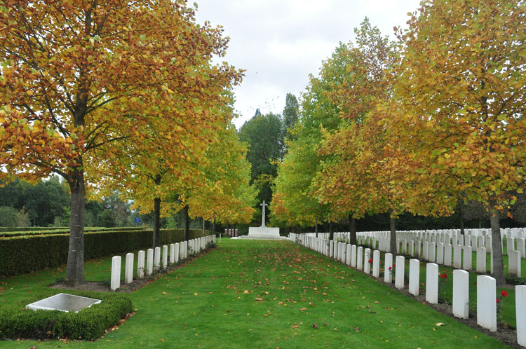 Kemmel Chateau MIlitary Cemetery - 1