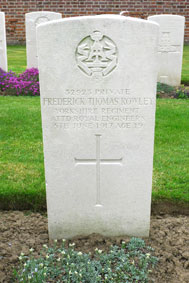 Private Frederick Thomas Rowley. 32923.