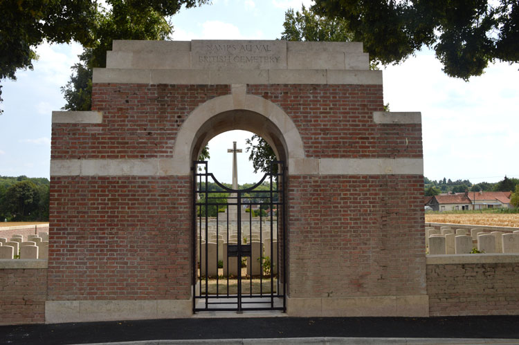 Namps-au-Val British Cemetery - 3