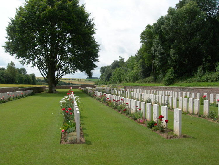 Norfolk Cemetery, Becordel-Becourt