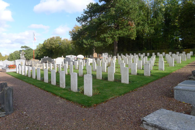 St. Hilaire Cemetery, Frevent (2)
