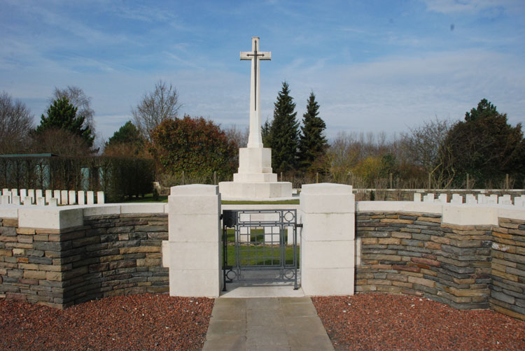 Vermelles British Cemetery(1)