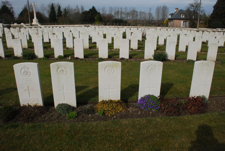 Vermelles British Cemetery(2)