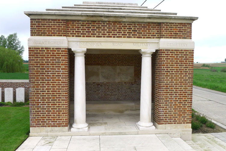 Wulverghem-Lindenhoek Road Military Cemetery (3)