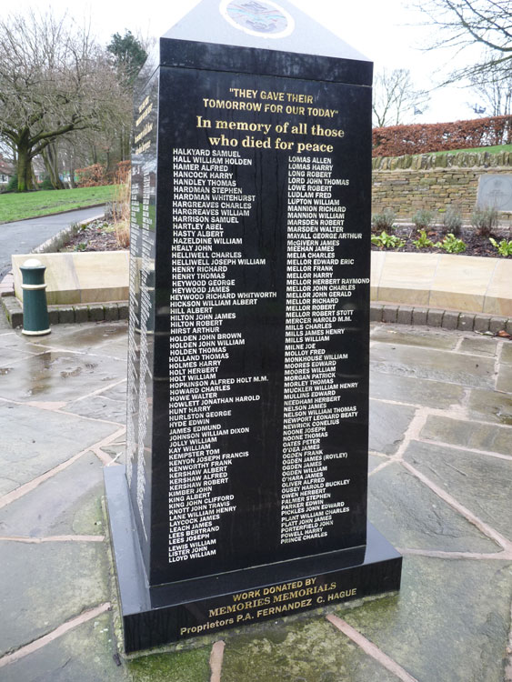 The War Memorial in Royton Park (Oldham, Lancs)