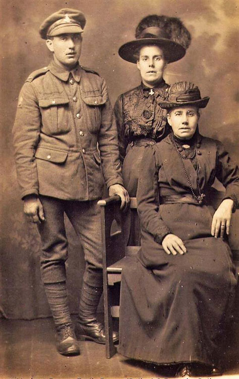 Private Samuel Bailey photographed with his mother Dorothy and sister Emily