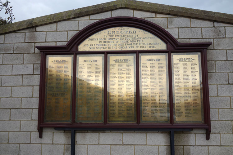 The Smiths Dock War Memorial, Teesside Offshore Base